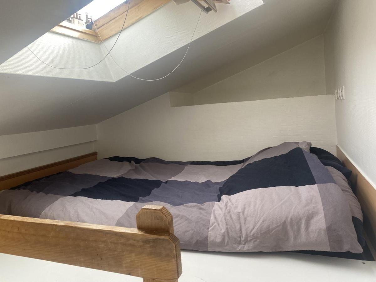 Sacre Coup De Coeur - Studio Apartment Paris Bagian luar foto